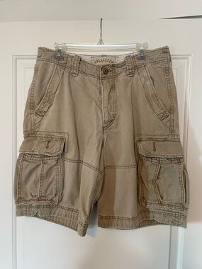 HOLLISTER MENS CARGO SHORT size 32